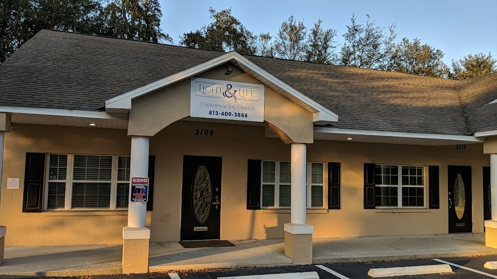 Light and Life Chiropractic Center, LLC | 3109 Lithia Pinecrest Rd, Valrico, FL 33596, USA | Phone: (813) 409-3888