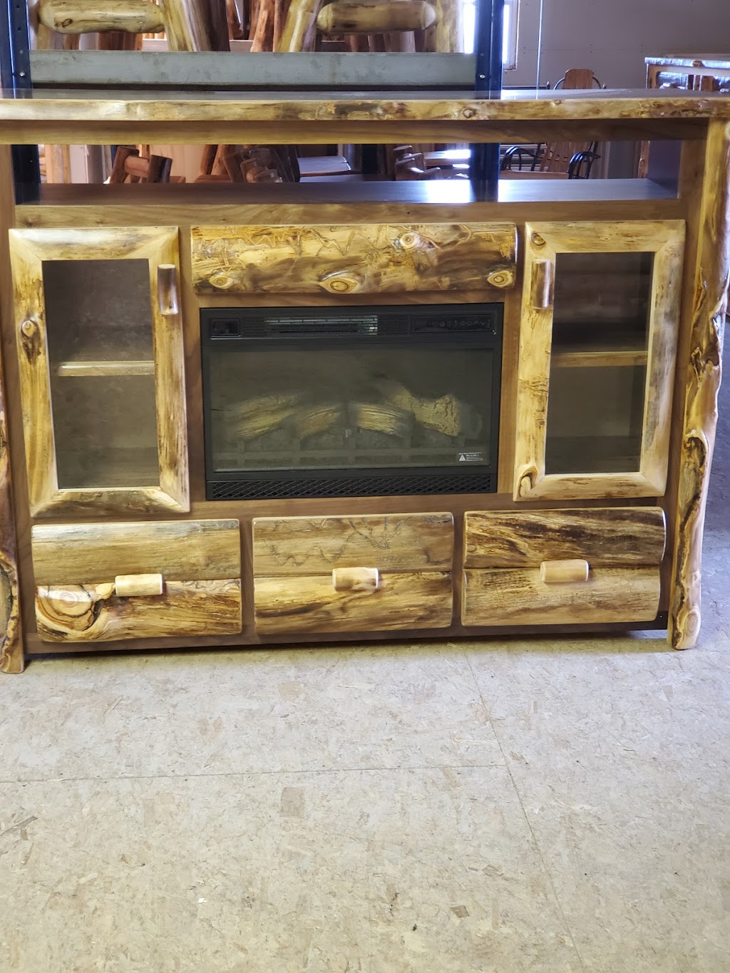 Dutchman Log Furniture LLC | 7275 W 200 N, Shipshewana, IN 46565, USA | Phone: (260) 768-4140