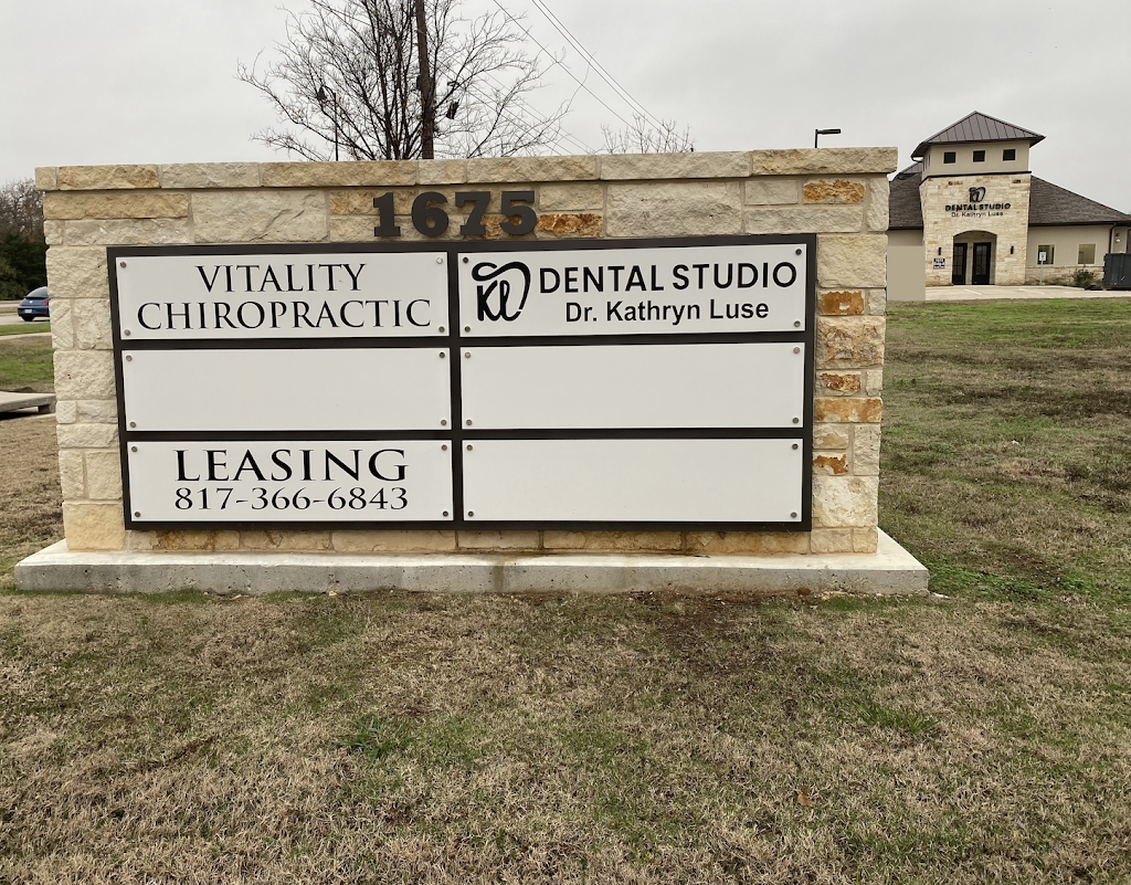 KL Dental Studio | 1675 N Tarrant Pkwy suite 200, Keller, TX 76248, USA | Phone: (817) 285-5371