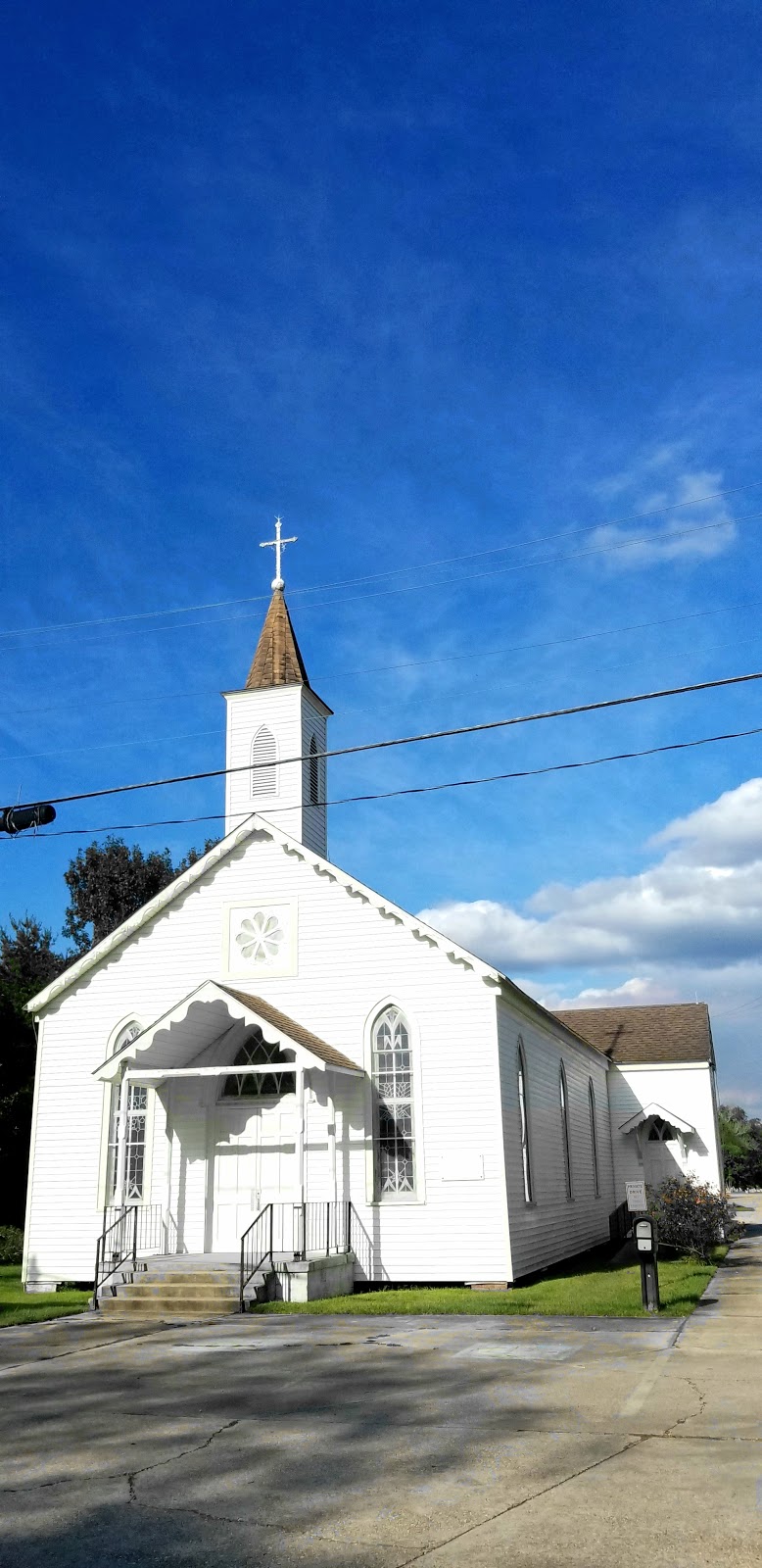 St Joseph Catholic Church | 15710 LA-16, French Settlement, LA 70733, USA | Phone: (225) 698-3110