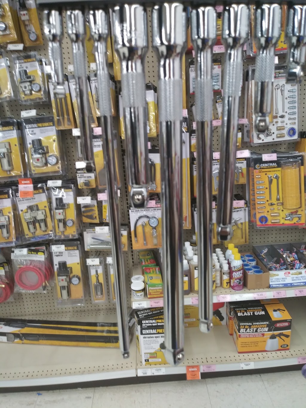 Harbor Freight Tools | 3803 Mexico Rd, St Charles, MO 63303, USA | Phone: (636) 447-7634