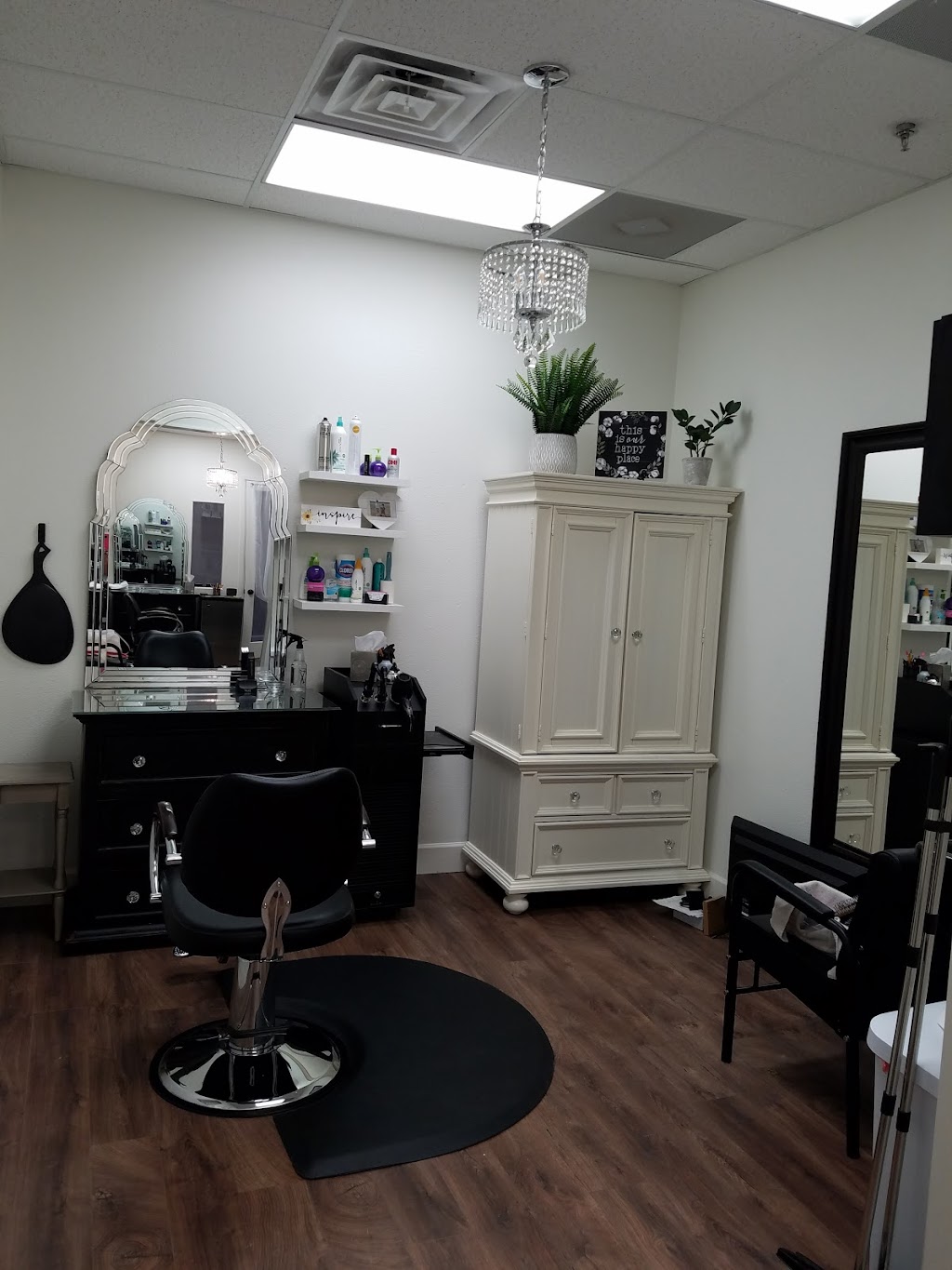 Touch of class by Sherry and Mary | 1445 S Arizona Ave, Chandler, AZ 85286, USA | Phone: (602) 689-9901