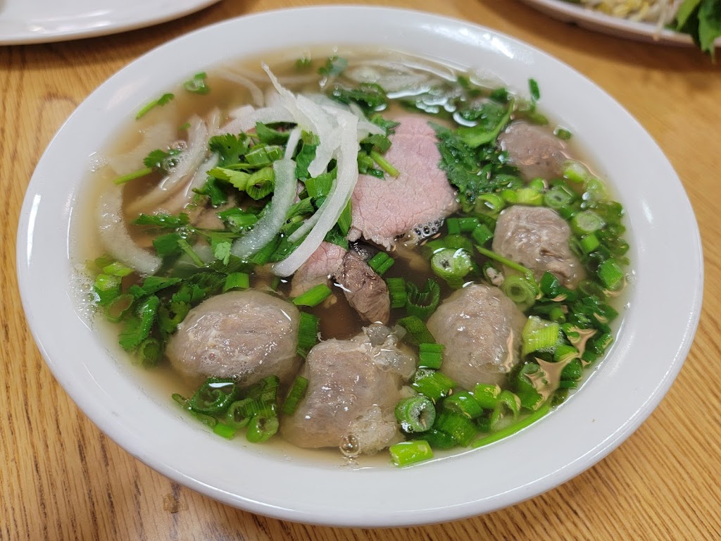 Phở Bằng Restaurant | 14367 Chef Menteur Hwy, New Orleans, LA 70129, USA | Phone: (504) 254-3929