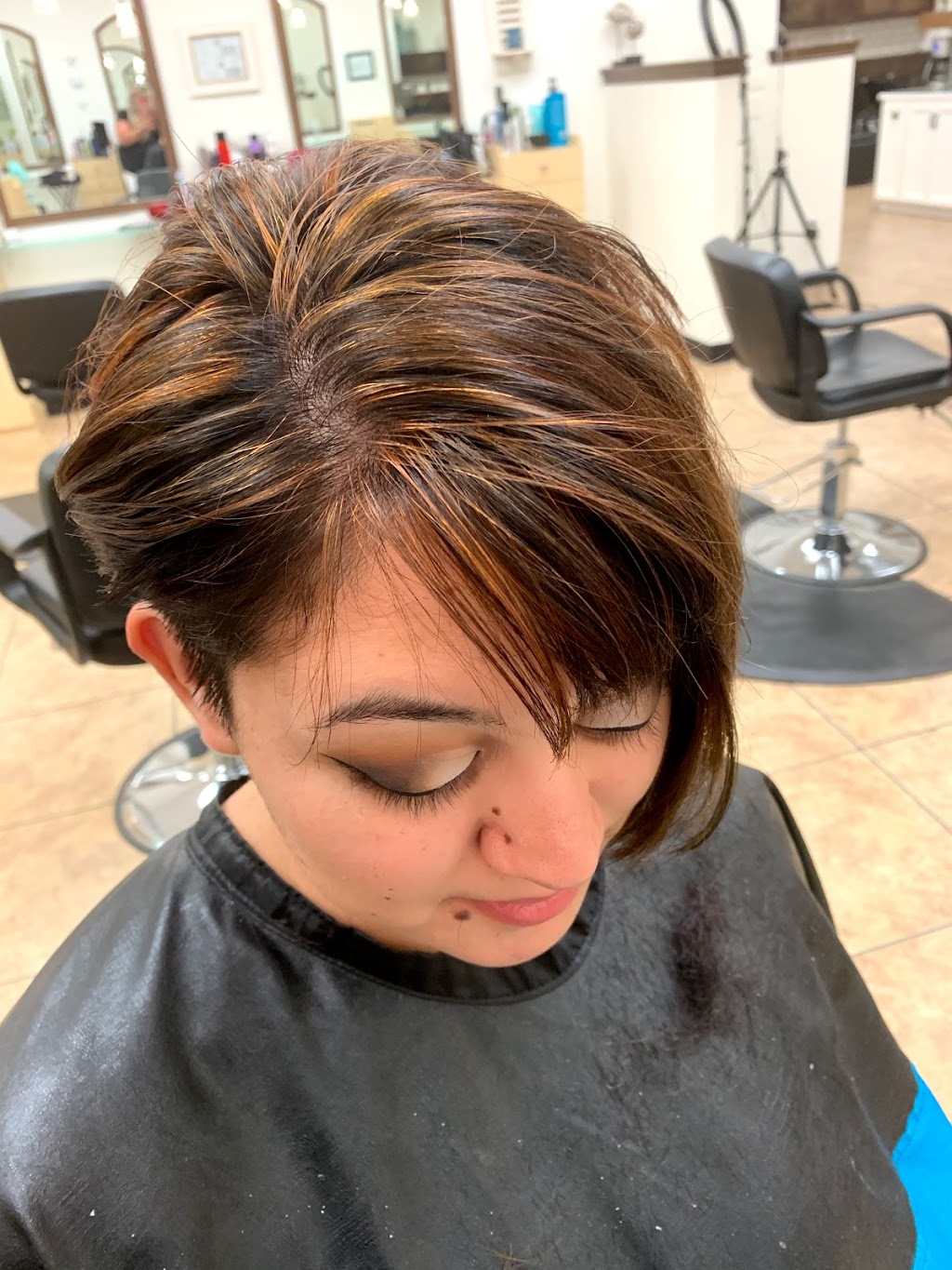 Coilin’s Hair @ Oasis Hair Salon | 13622 Bear Valley Rd, Victorville, CA 92392, USA | Phone: (760) 680-0577