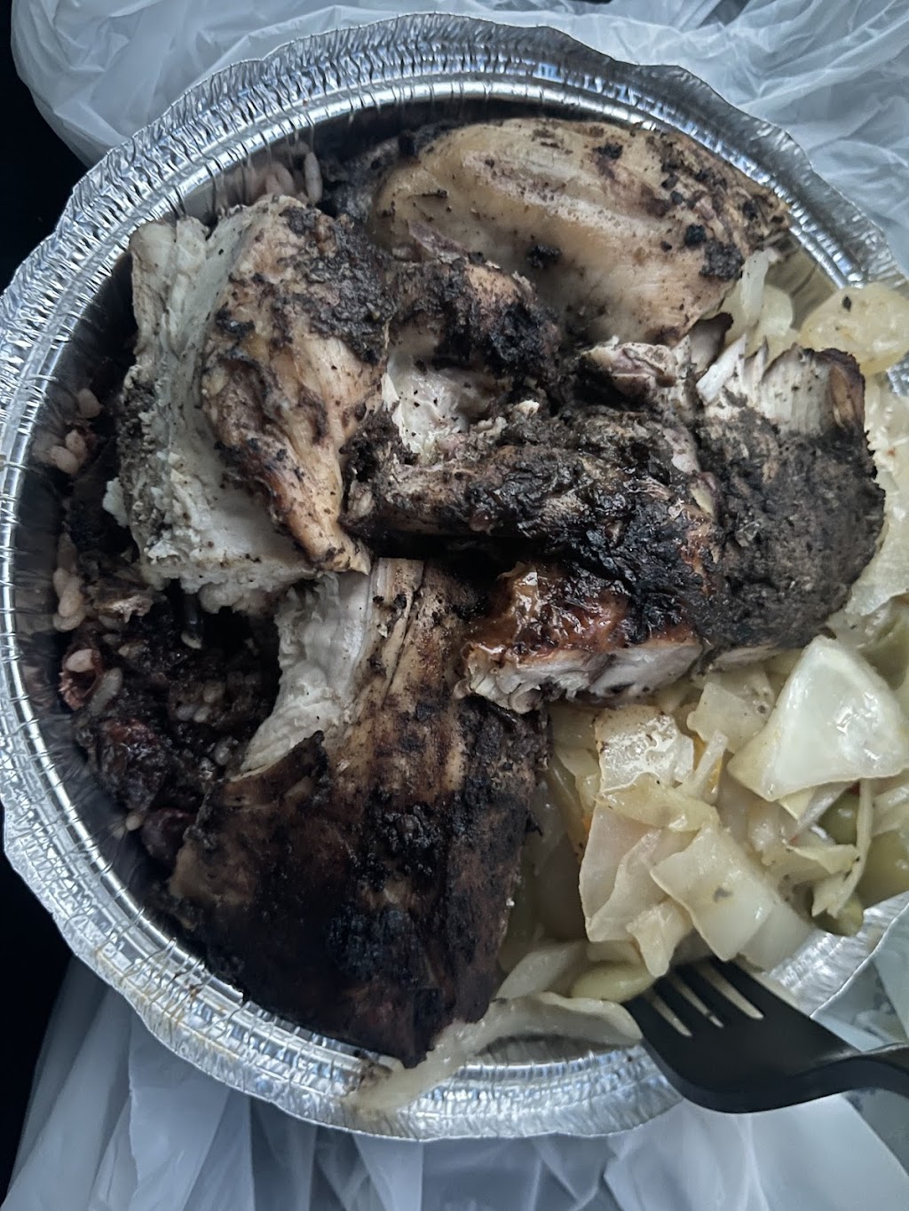 Franks Caribbean Fire Grill | 905 Albany St, Schenectady, NY 12307, USA | Phone: (518) 901-0016