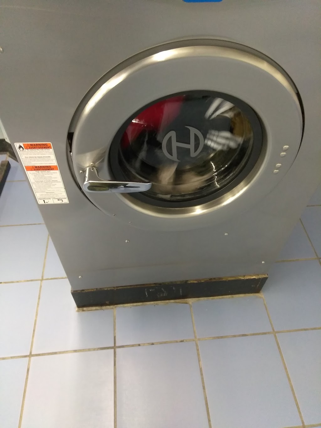 Sandston Laundry Land Laundromat | 31 E Williamsburg Rd, Sandston, VA 23150, USA | Phone: (434) 793-2011