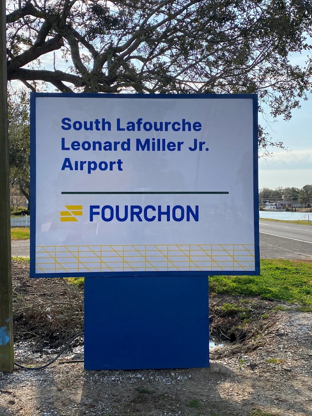 S Lafourche Leonard Miller Jr | Airport Rd, Galliano, LA 70354, USA | Phone: (985) 632-1118