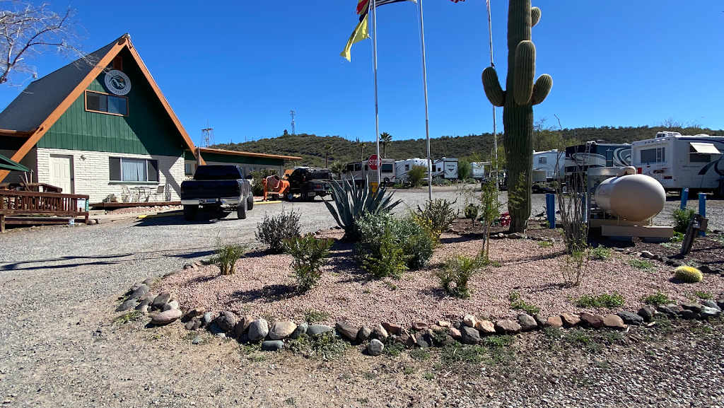 Black Canyon Campground | 19600 St Joseph Rd, Black Canyon City, AZ 85324, USA | Phone: (623) 374-5318