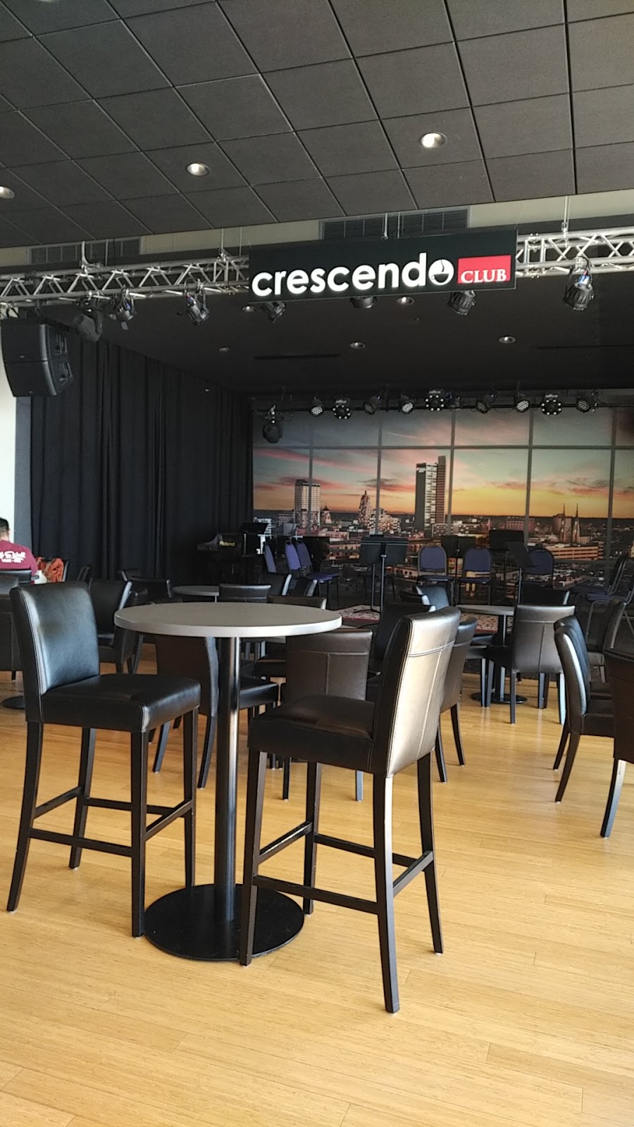Crescendo Café | Kroemer Rd, Fort Wayne, IN 46818, USA | Phone: (260) 432-8176