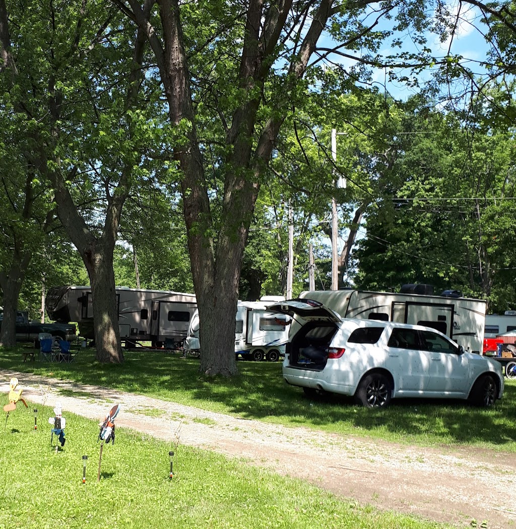 Erie Shores Campground | 949 County Rd 50 E, Harrow, ON N0R 1G0, Canada | Phone: (519) 738-2811