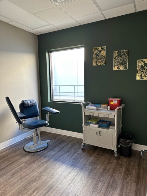 Vista Clinical Clermont | 3721 S Hwy 27 suite B, Clermont, FL 34711, USA | Phone: (352) 254-5245