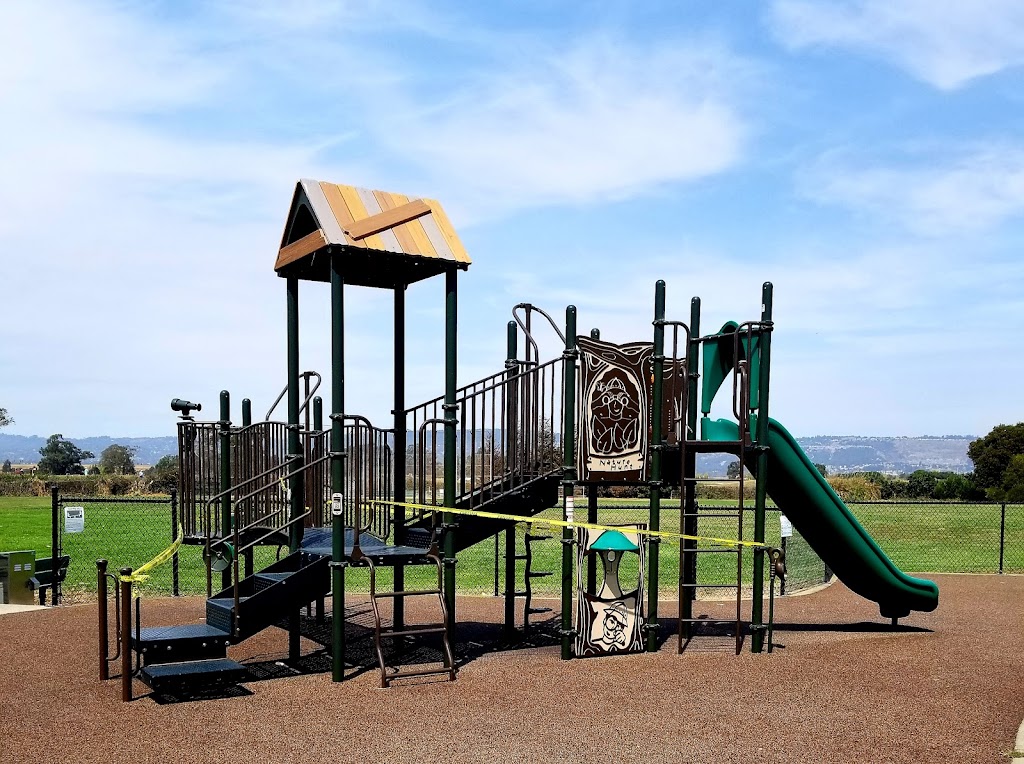 Godfrey Park | 281 Beach Rd, Alameda, CA 94502/ Established in 1945 Godfrey Park is located on Beach Road and, on Bay Farm Island, Seminary Ave, Alameda, CA 94502, USA | Phone: (510) 747-7529