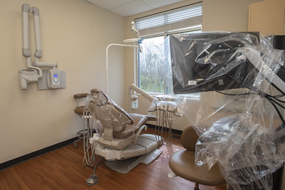 UofL Dental - Shelbyville | 77 Mack Walters Rd Suite 300, Shelbyville, KY 40065, USA | Phone: (502) 852-9448