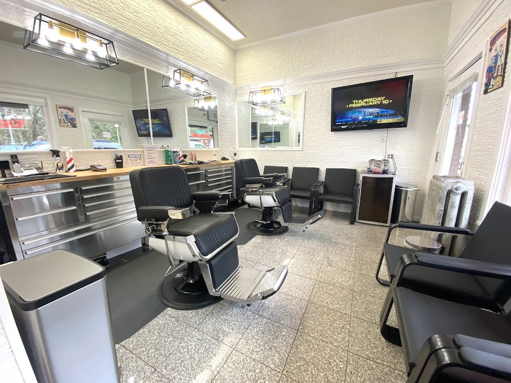 Louis Barber Shop | 2615 N 21st St, Tacoma, WA 98406, USA | Phone: (253) 756-1026