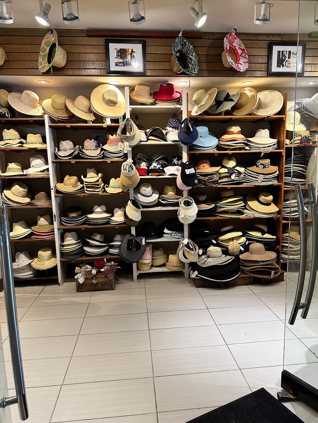 Chapel Hats | 2255 Kalākaua Ave, Waikiki, HI 96815, USA | Phone: (808) 931-8325