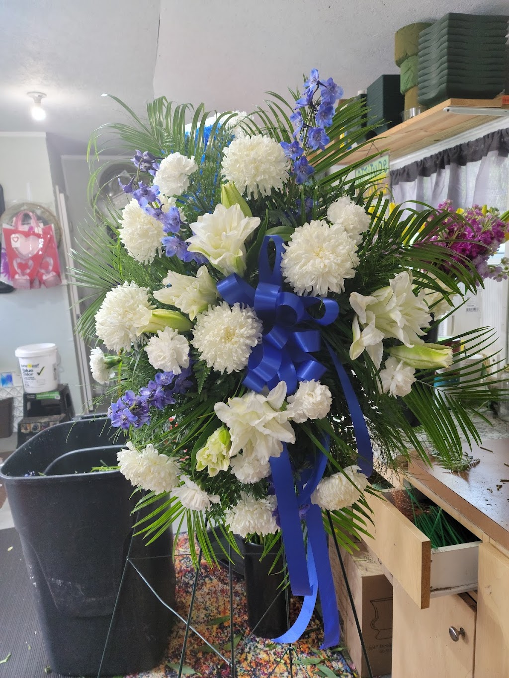 New Port Richey Florist | 5510 River Rd Ste #106, New Port Richey, FL 34652 | Phone: (727) 849-2222