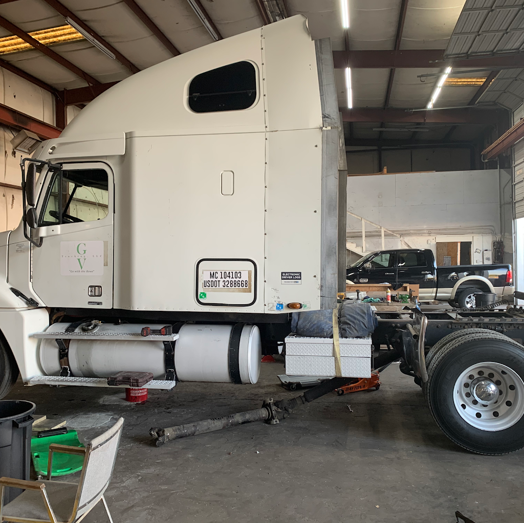 US Truck and Trailer Repair LLC | 2221 Webb Lynn Rd, Arlington, TX 76002, USA | Phone: (325) 205-9998