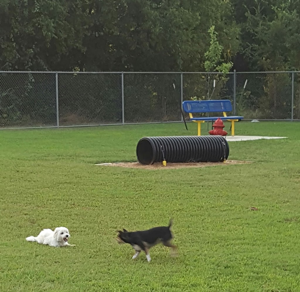 Fort Woof Dog Park | 751 Beach St, Fort Worth, TX 76111, USA | Phone: (972) 941-2275