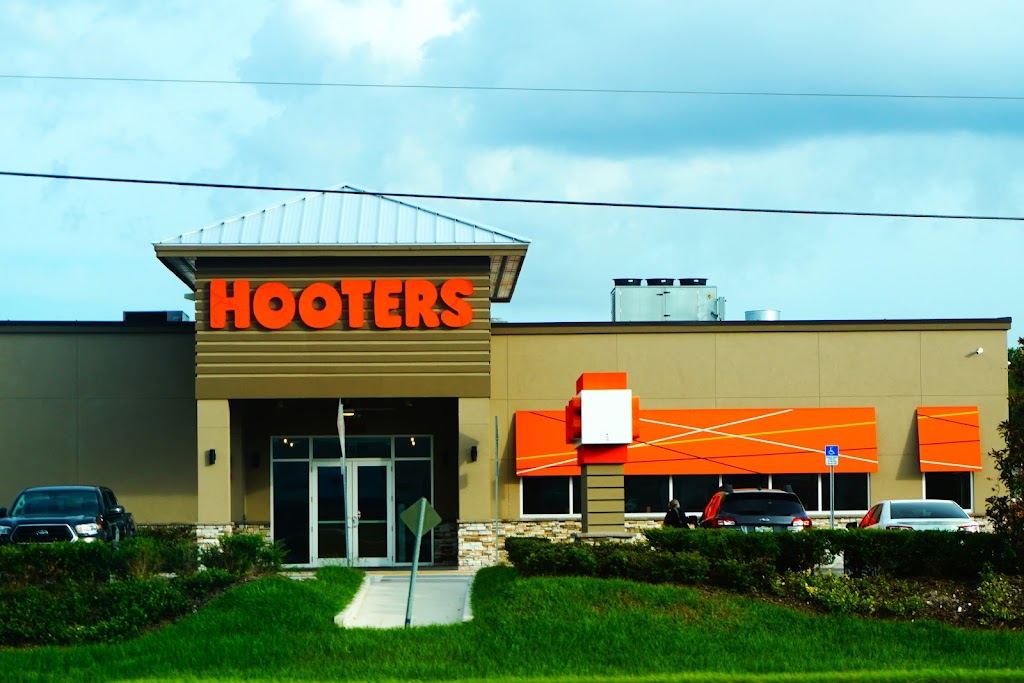 Hooters | 16070 FL-54, Odessa, FL 33556, USA | Phone: (813) 920-1183