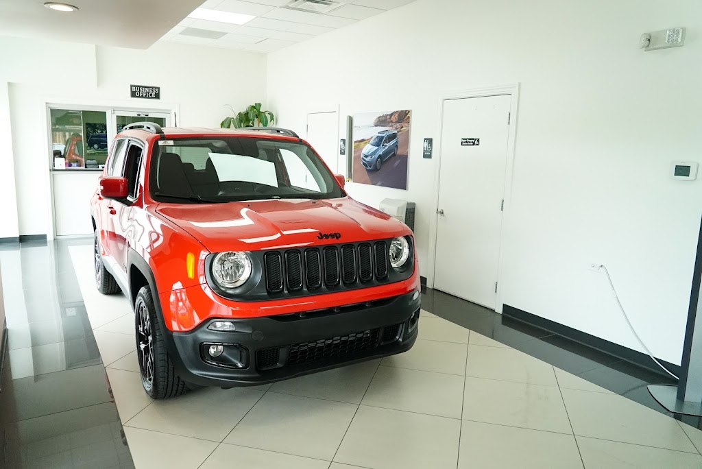 Dan Cummins Chrysler Dodge Jeep RAM of Paris | 2021 Alverson Dr, Paris, KY 40361 | Phone: (859) 724-6956