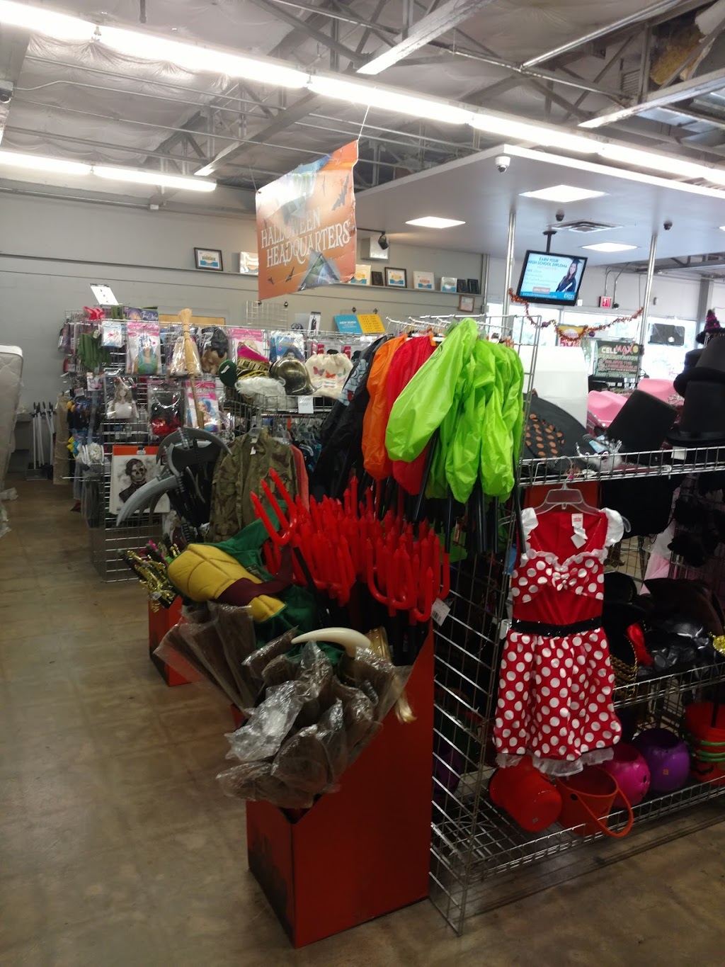 Goodwill | 836 Airport Blvd, Austin, TX 78702 | Phone: (512) 389-3277