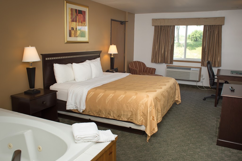 Quality Inn | 11102 N Goede Rd, Edgerton, WI 53534, USA | Phone: (608) 884-2118