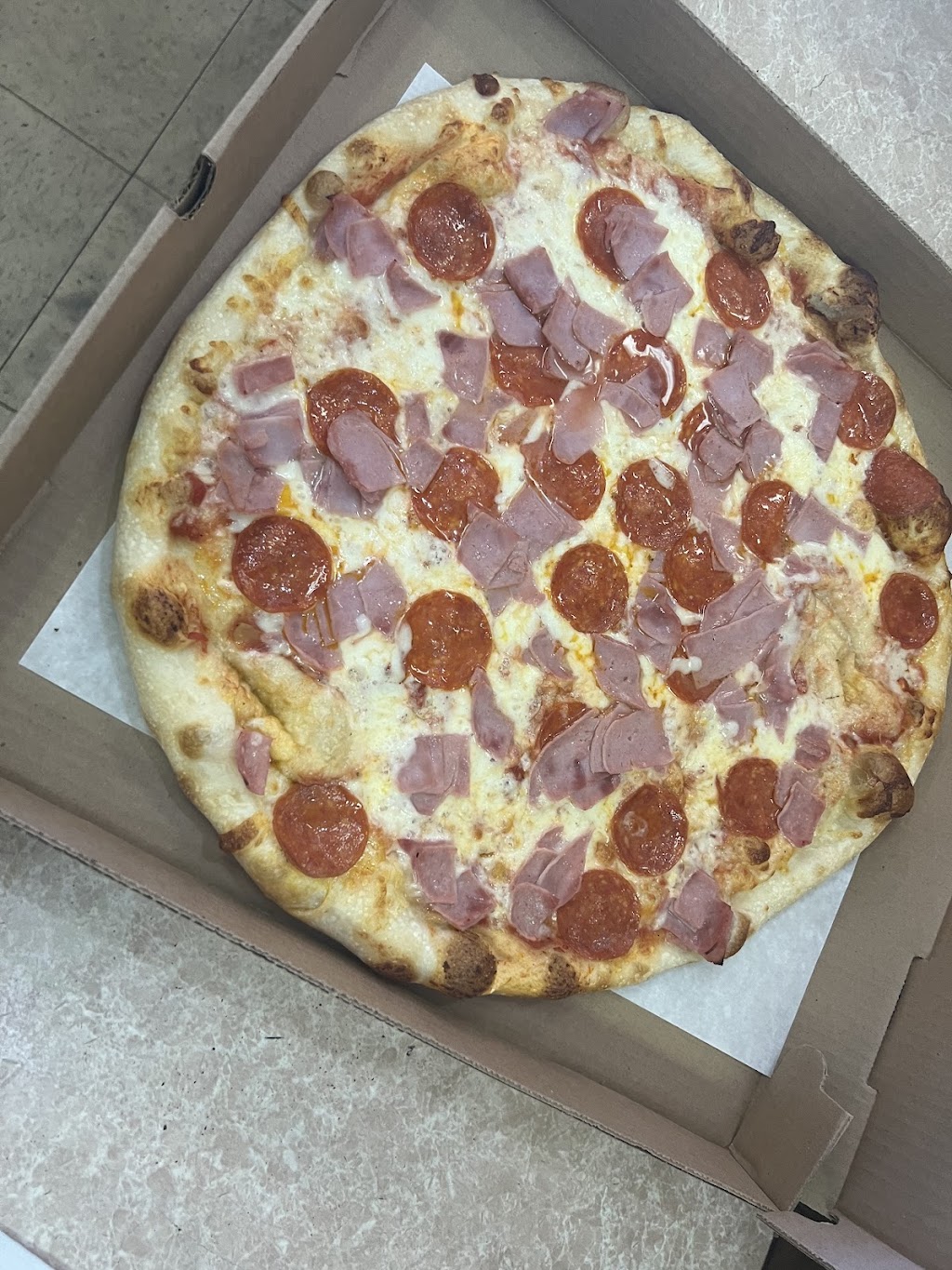Marios Pizza | 220 S White Horse Pike, Hammonton, NJ 08037, USA | Phone: (609) 561-2000