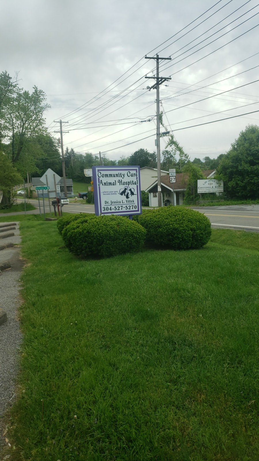 Community Care Animal Hospital | 2003 Eldersville Rd, Follansbee, WV 26037, USA | Phone: (304) 527-5270