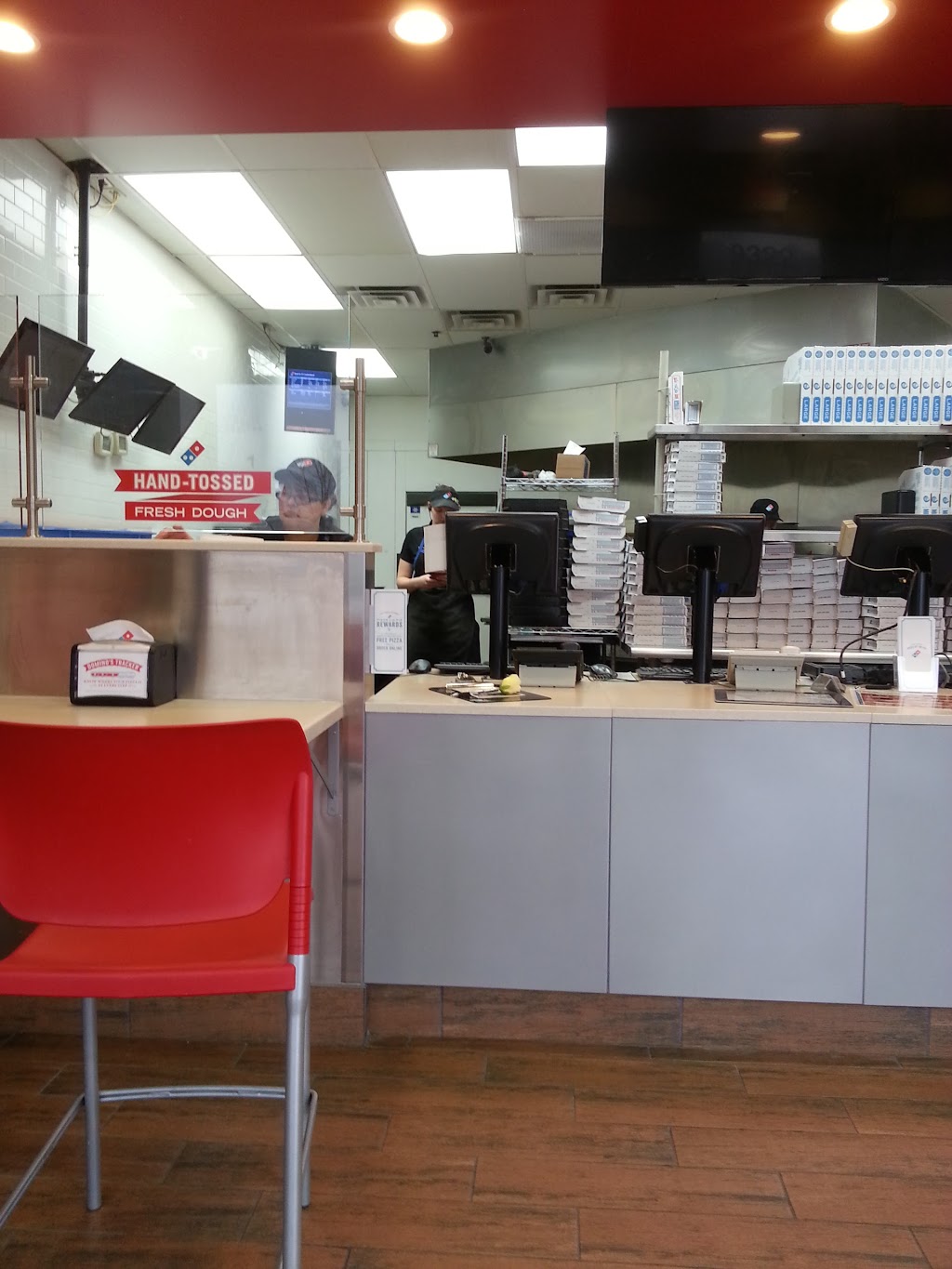 Dominos Pizza | 9322 Zane Ave N, Brooklyn Park, MN 55443, USA | Phone: (763) 391-0909