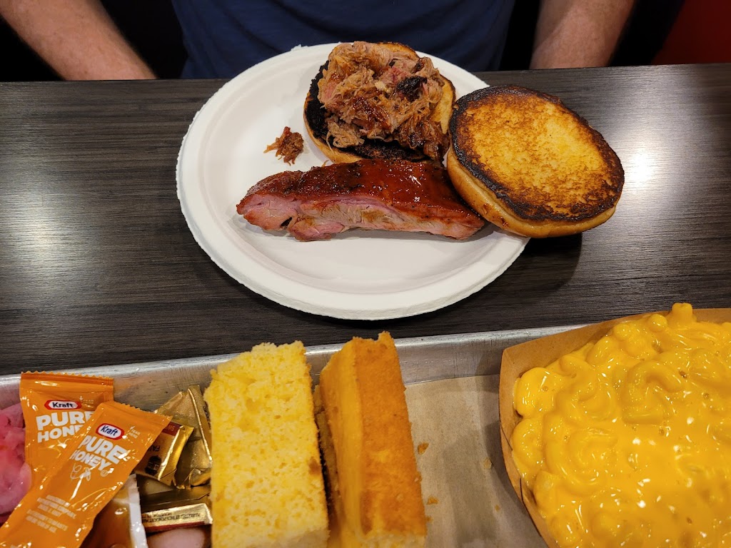 Porky Butts BBQ | 15475 Ruggles St, Omaha, NE 68116, USA | Phone: (531) 466-7343