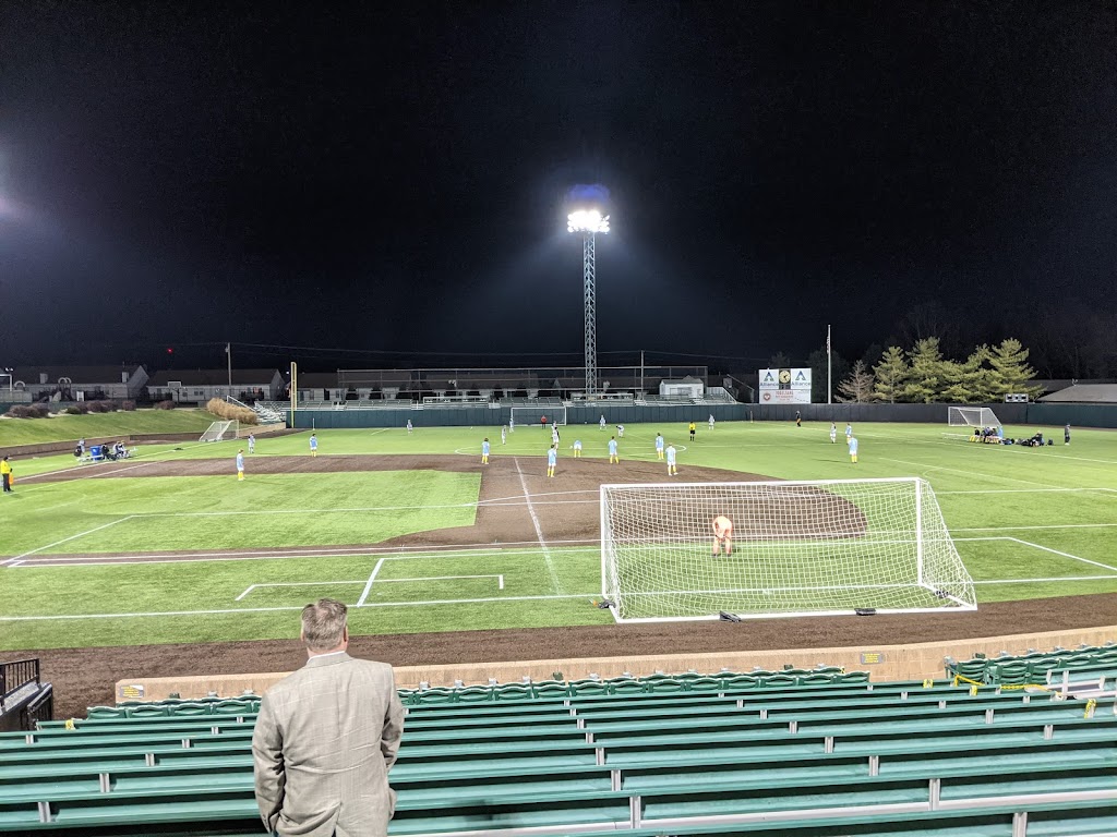 The OFallon Hoots Baseball Team at CarShield Field | 900 TR Hughes Blvd, OFallon, MO 63366, USA | Phone: (636) 741-4668
