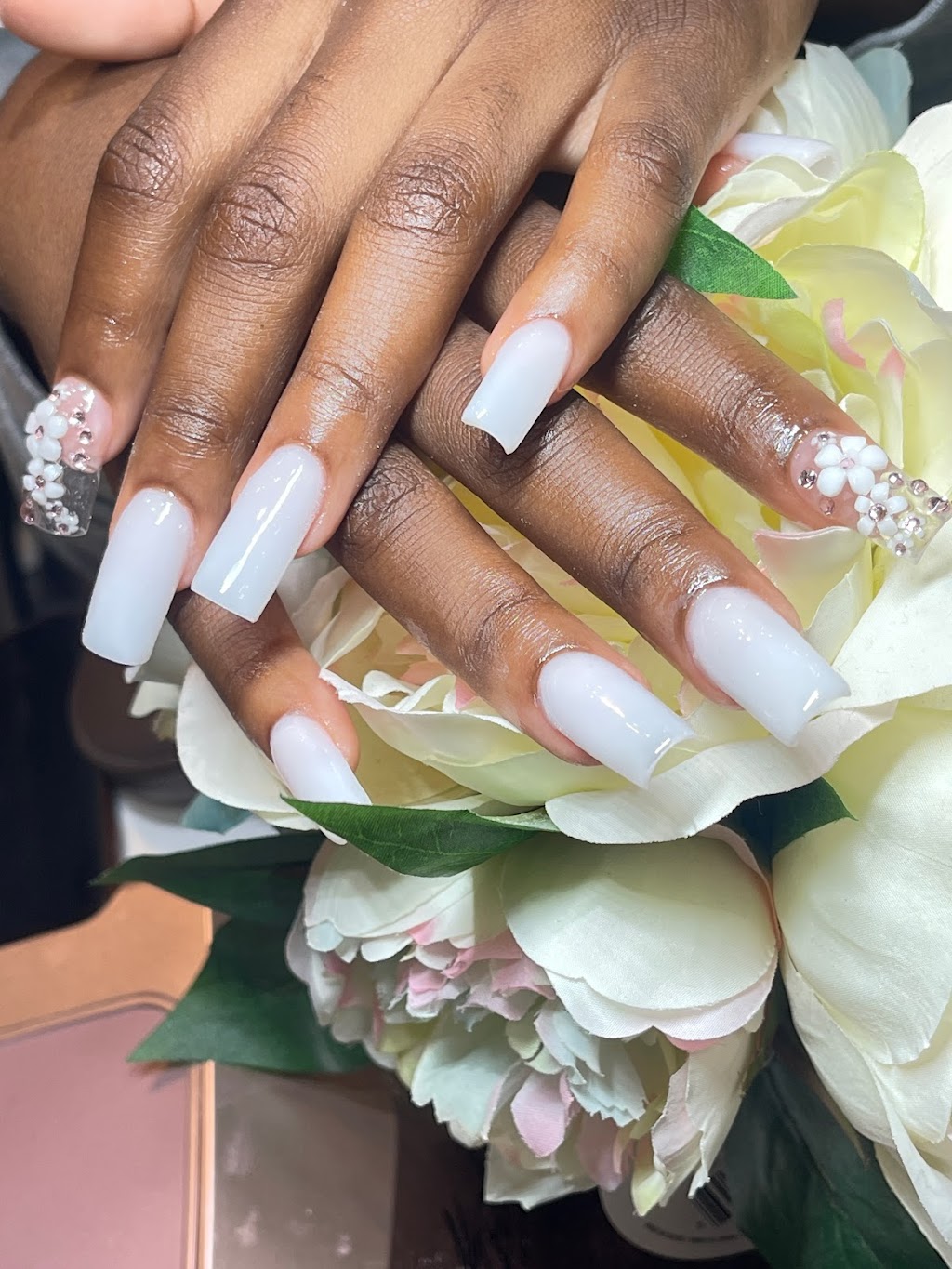 Custom Nails Spa | 2479 Crain Hwy, Waldorf, MD 20601, USA | Phone: (301) 885-0029