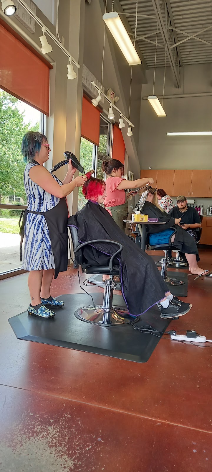 Mahalo Salon | 131 Evergreen Rd #101, Lake Wylie, SC 29710, USA | Phone: (803) 831-1988