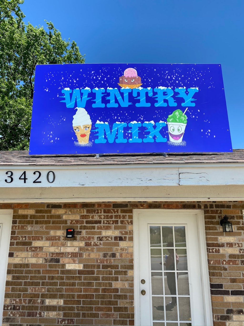 Wintry Mix Shaved Ice Shop | 3420 Roberts Cut Off Rd, Fort Worth, TX 76114, USA | Phone: (682) 707-2903