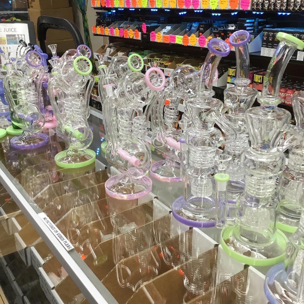 Woodstock Vape & Glass Gallery | 1937 South Blvd W, Troy, MI 48098, USA | Phone: (248) 817-5180