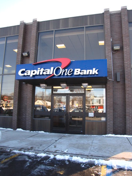 Capital One Bank | 611 Hempstead Turnpike, West Hempstead, NY 11552, USA | Phone: (516) 485-3301