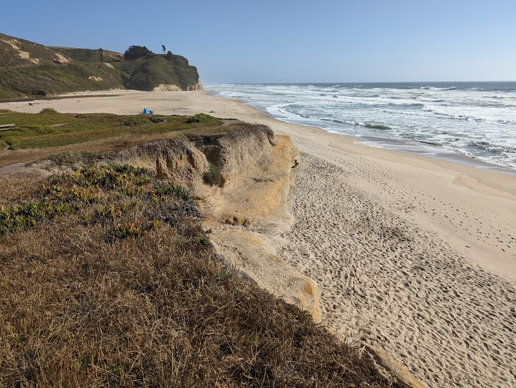 Pomponio State Beach | 19369 Cabrillo Hwy S, San Gregorio, CA 94074, USA | Phone: (650) 879-2170