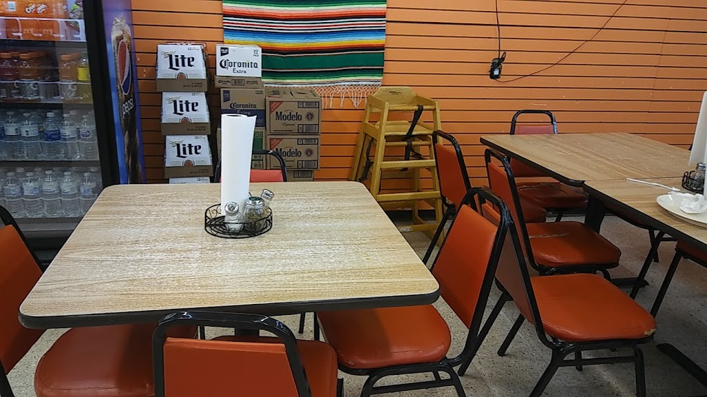 Fuente De Sodas Guerra | 514 S Saginaw Blvd, Saginaw, TX 76179, USA | Phone: (817) 841-2796