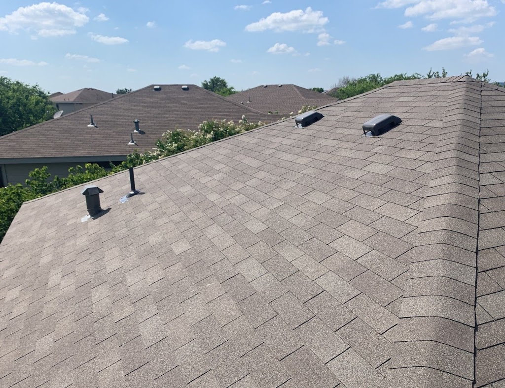 DV Roofing and Remodeling | 9302 Letcombe, San Antonio, TX 78254, USA | Phone: (210) 556-4402