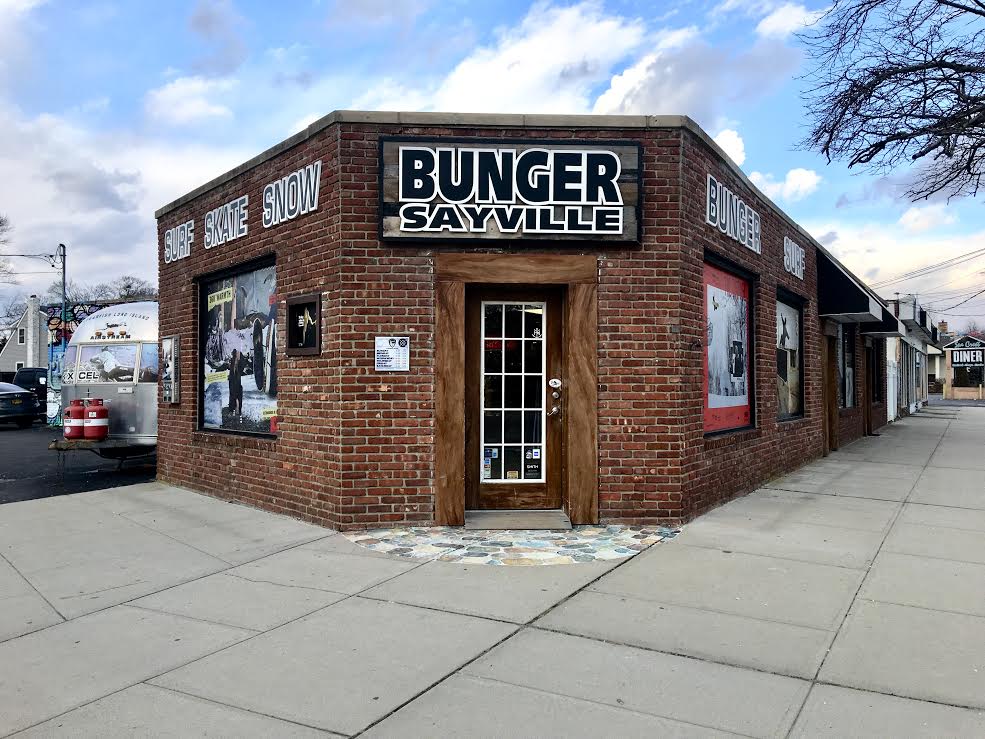Bunger Sayville | 247A W Main St, Sayville, NY 11782, USA | Phone: (631) 244-7070