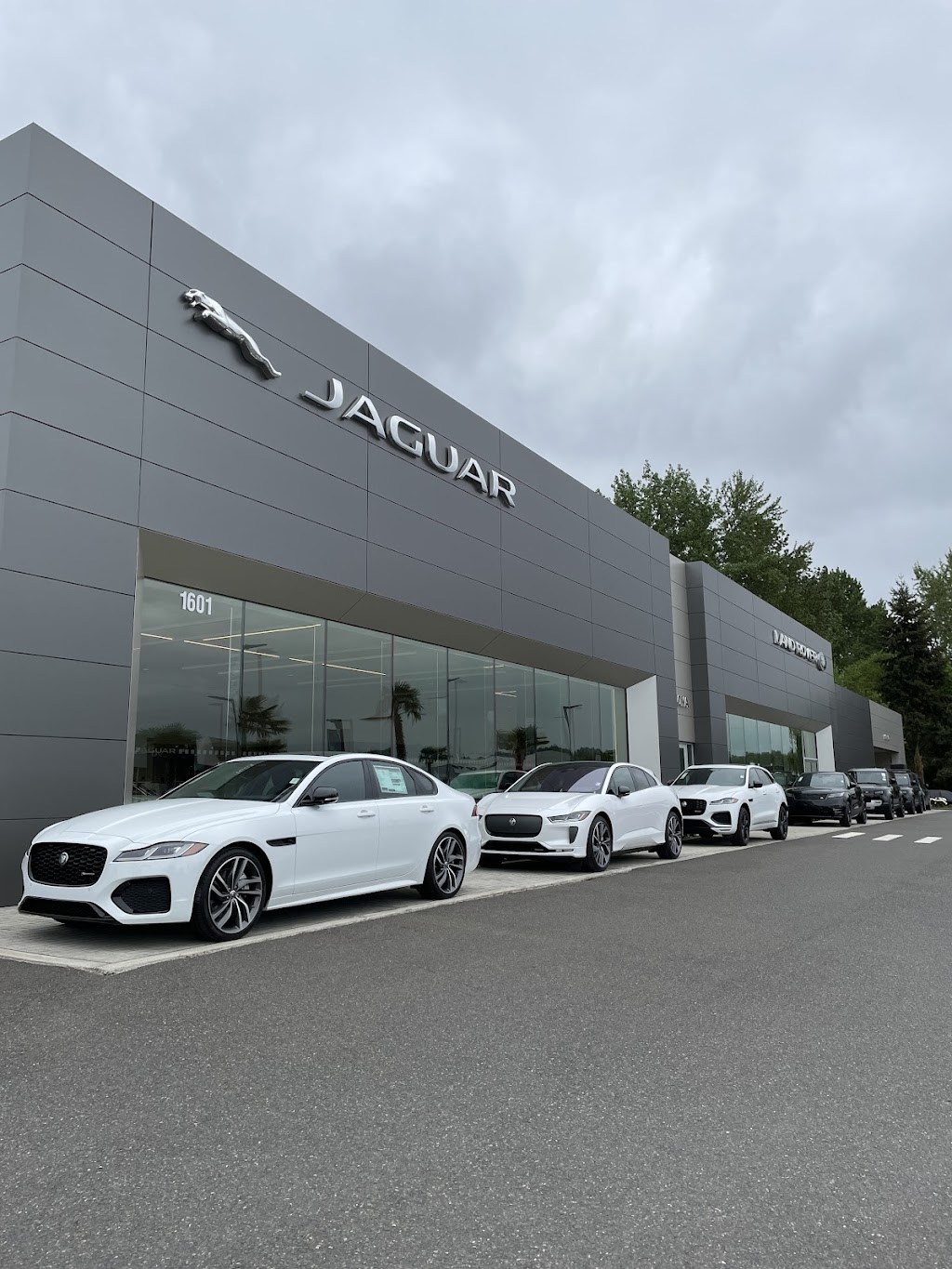 Jaguar of Tacoma | 1601 40th Ave Ct E, Fife, WA 98424, USA | Phone: (888) 434-4619