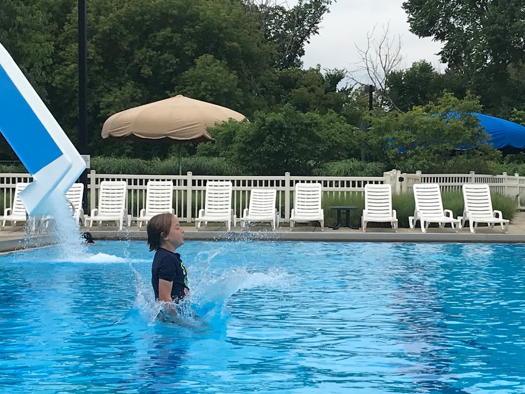 Hidden Creek Aquapark | 1220 Fredrickson Pl, Highland Park, IL 60035, USA | Phone: (847) 433-3170