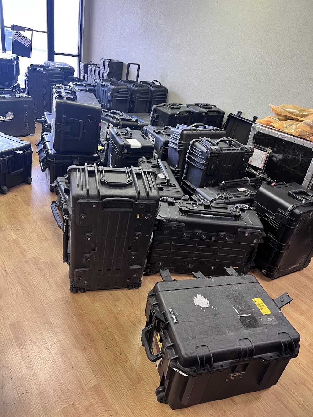Military Case Surplus | 1147 Ponce De Leon Blvd, Brooksville, FL 34601, USA | Phone: (727) 276-8716