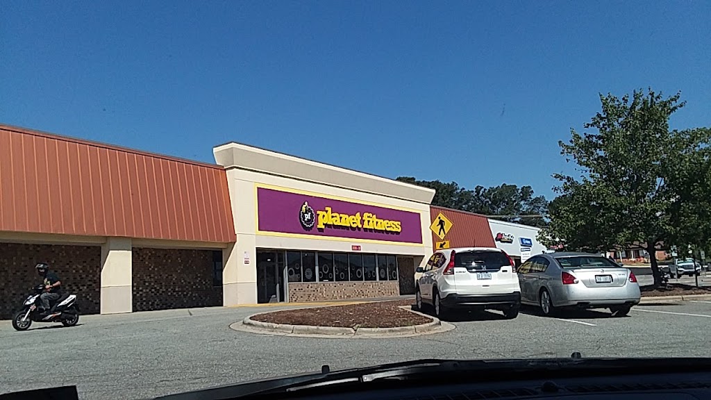 Planet Fitness | 838 S Main St B, Kernersville, NC 27284, USA | Phone: (336) 996-9006