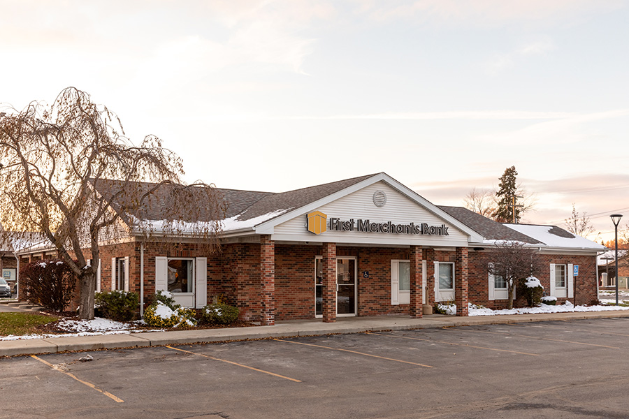 First Merchants Bank | 12633 Grafton Rd, Carleton, MI 48117, USA | Phone: (734) 654-8001