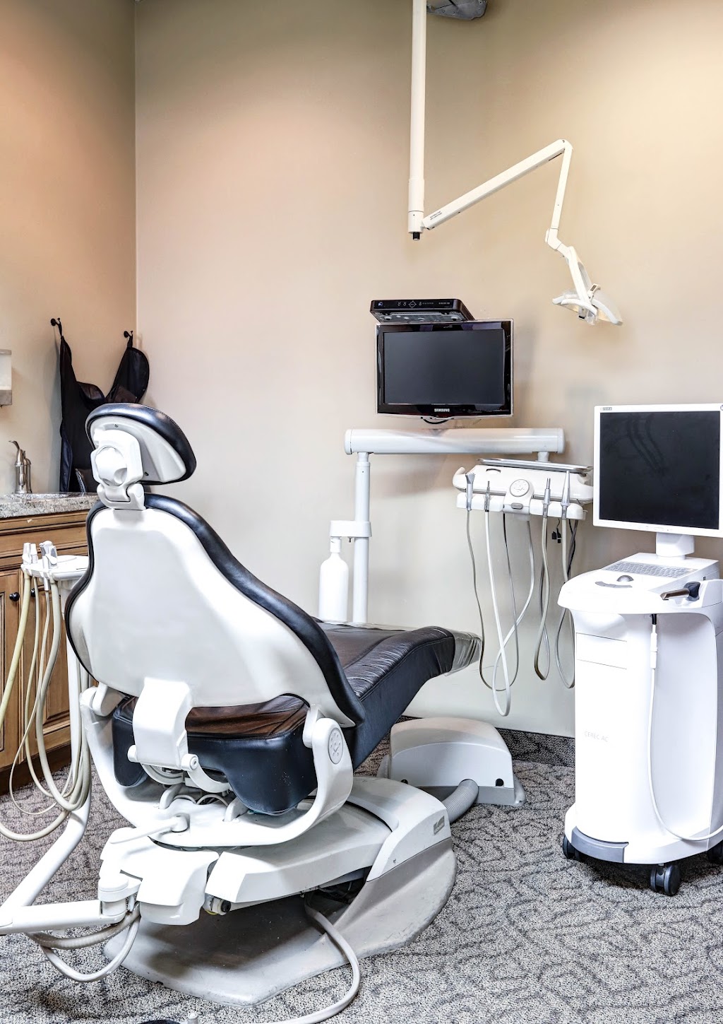 Gilbert Road Dental Care | 944 N Gilbert Rd Ste 104, Mesa, AZ 85203, USA | Phone: (480) 834-5000