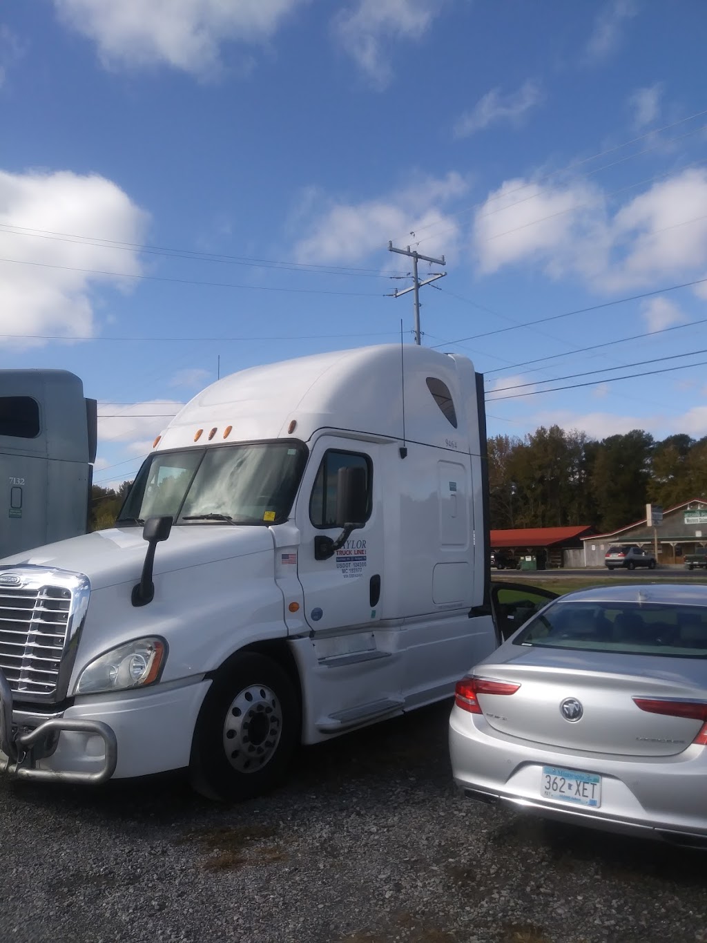 Taylor Truck Line | 5734 US-31W, Portland, TN 37148, USA | Phone: (615) 325-1704