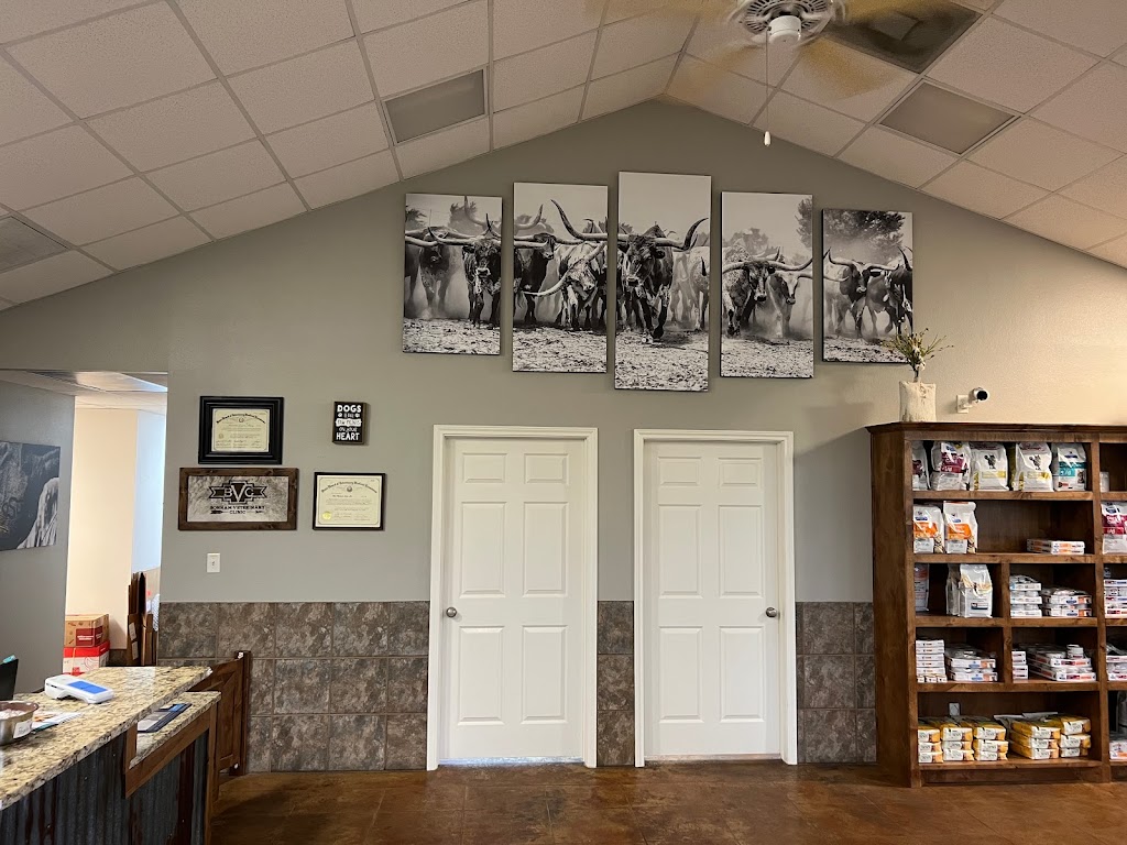 Bonham Veterinary Clinic | 1484 S State Hwy 78, Bonham, TX 75418, USA | Phone: (903) 583-4220