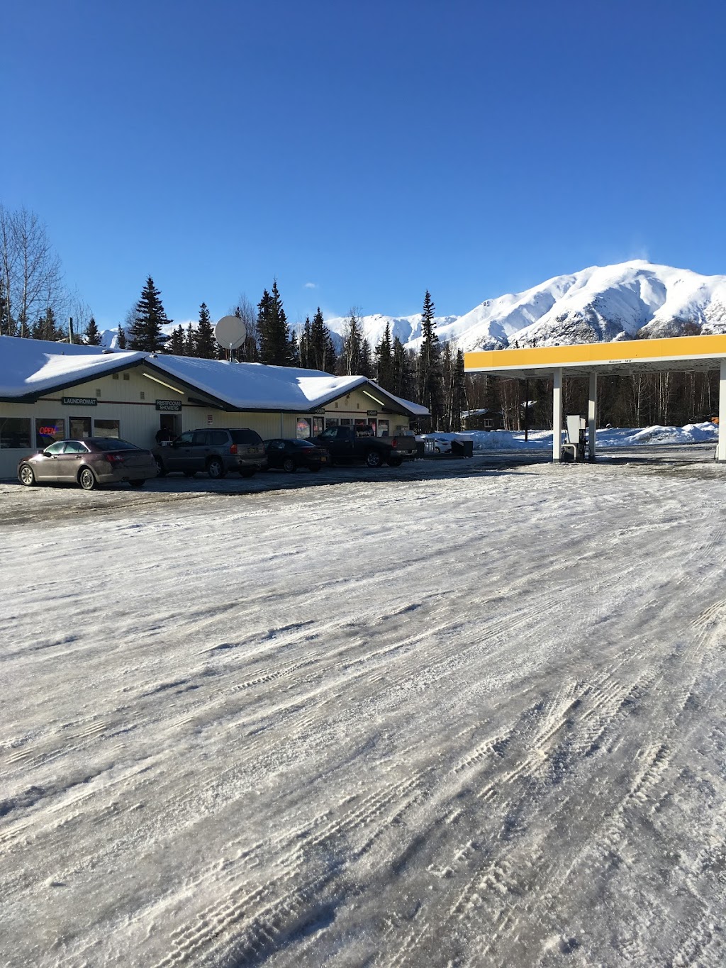 Turners Corner | 8238 Turner Rd, Palmer, AK 99645, USA | Phone: (907) 745-6161