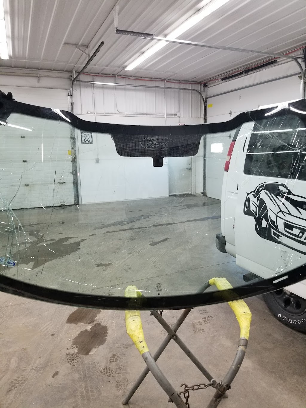 Complete Auto Glass | 650 S Nine Mound Rd, Verona, WI 53593, USA | Phone: (608) 848-5435